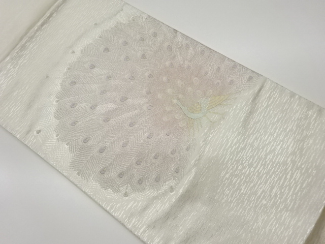 リサイクル　孔雀模様織出し袋帯